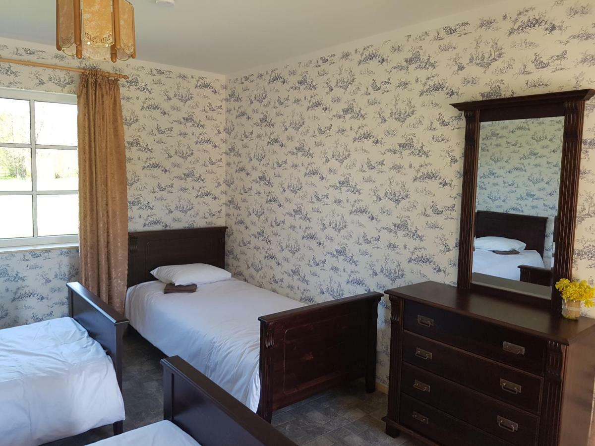 Risti Kodumajutus Apartment Lemsi Bagian luar foto